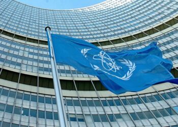 Гроссі занепокоєний ударом рф, команда МАГАТЕ відвідає об'єкт на Чорнобильському майданчику, аби оглянути наслідки