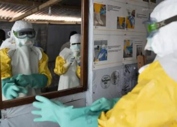 Підтверджені випадки спалаху Еболи в Конго перевищили 1000, померли 254 людей