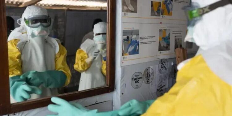 Підтверджені випадки спалаху Еболи в Конго перевищили 1000, померли 254 людей