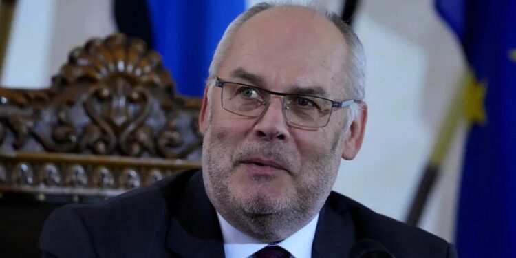 Каріс закликав посилити санкції проти російської енергетики та не допустити повернення рф у міжнародний спорт