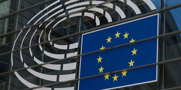Європарламент запроваджує нову систему висилки нелегальних мігрантів з ЄС