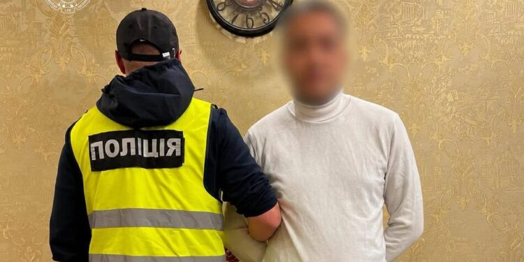 На Київщині шахраї під виглядом ТЦК виманили у чоловіка квартиру і будинок на 5,6 млн грн