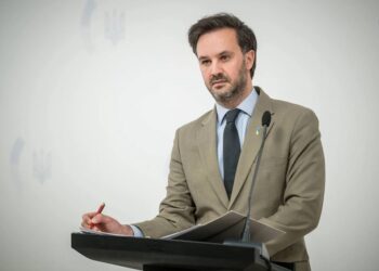 "Інцидент ще раз показує, що агресія рф становить загрозу для всього регіону" – МЗС України про вибух морського дрона в Румунії