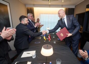 Зеленський і прем'єр Латвії підписали Drone Deal