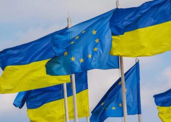 Politico назвало підводні камені на тлі прагнення України швидко просуватися шляхом до членства в ЄС