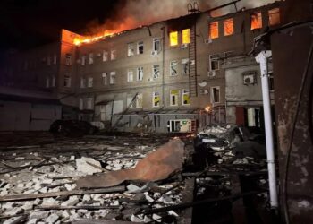 Нічна атака на Запоріжжя – рятувальники показали наслідки