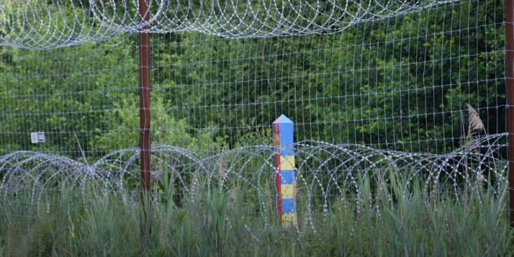 мінськ надіслав Україні ноту щодо відвідин прикордоння, посилаючись на недійсні документи – Сибіга