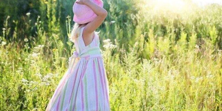 Як правильно захищати дітей у спеку: поради від лікаря