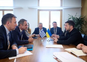 Зеленський зустрівся з прем'єром Греції – обговорили війну та євроінтеграцію України