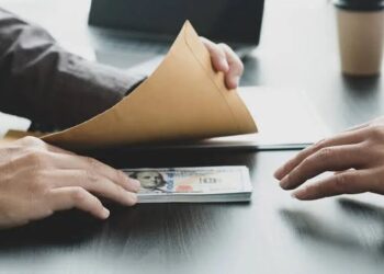 "Чорна бухгалтерія" та щомісячна данина – Генпрокурор повідомив про викриття корупційної схеми топпосадовців облавтодору