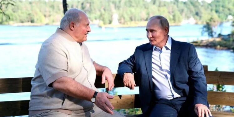 путін і лукашенко другий день поспіль проводять переговори, сьогодні у складі делегацій