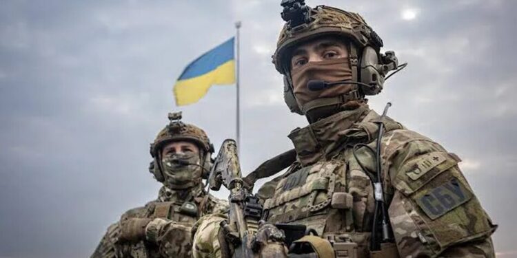 "Поки СБУ нищить російські НПЗ, НАБУ збирає інформацію про її співробітників", – експерт звинуватив частину Бюро в роботі на рф