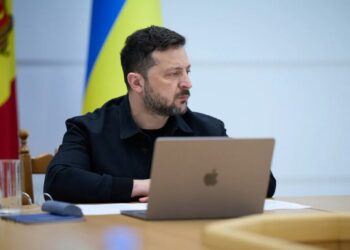 Зеленський обговорив з Патріархом Варфоломієм удари по Києво-Печерській лаврі та запросив його в Україну