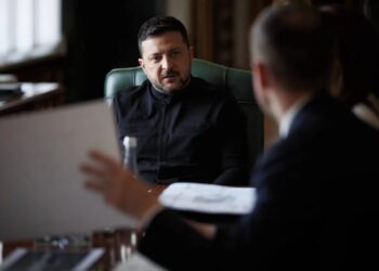 Зеленський анонсував кадрові рішення щодо громад, які відстають у підготовці до зими