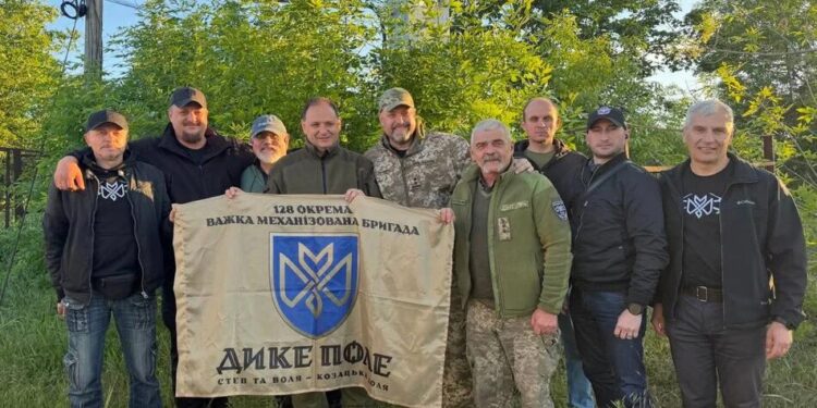 Екснардеп Тягнибок отримав поранення на фронті – Марцінків