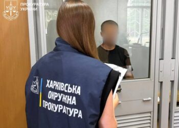 Запропонував "пограти" та заманив до покинутої будівлі: на Харківщині чоловік вчинив сексуальні дії щодо 5-річної дівчинки