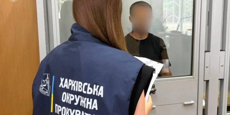 Запропонував "пограти" та заманив до покинутої будівлі: на Харківщині чоловік вчинив сексуальні дії щодо 5-річної дівчинки