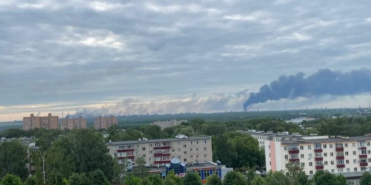 Генштаб підтвердив ураження двох НПЗ у татарстані і комбінату у тольятті