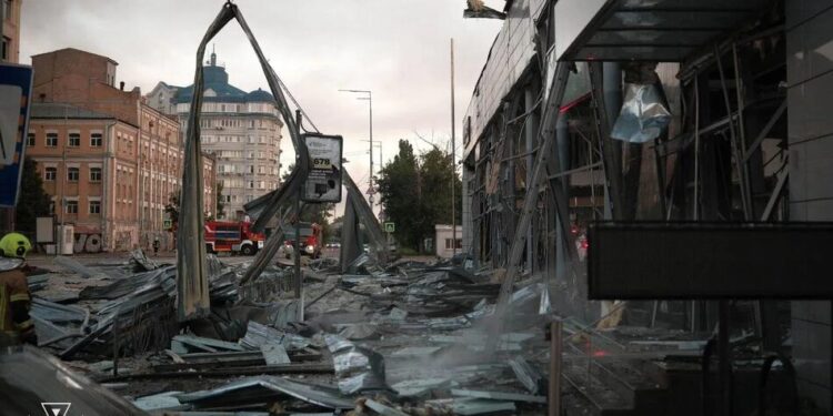 У Києві через масовану атаку рф загинули троє людей, серед 35 постраждалих є діти – МВС