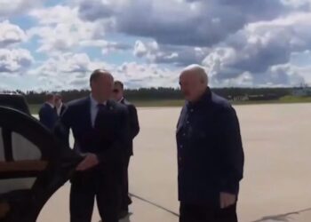 лукашенко таємно зустрівся з путіним на Валдаї