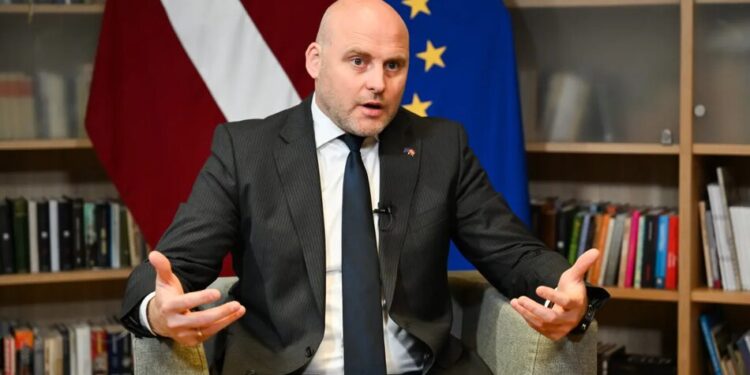 У Латвії пропонують призначити представника ЄС для мирних переговорів з росією