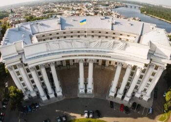 Відкритий лист Зеленського до путіна офіційно поширять в ООН, ОБСЄ та Раді Європи – МЗС
