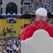Bad Bunny зустрівся з Папою Левом у Мадриді