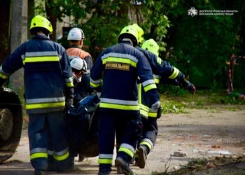 У Дніпрі завершилась рятувальна операція після нічної атаки рф, кількість жертв заросла до 16