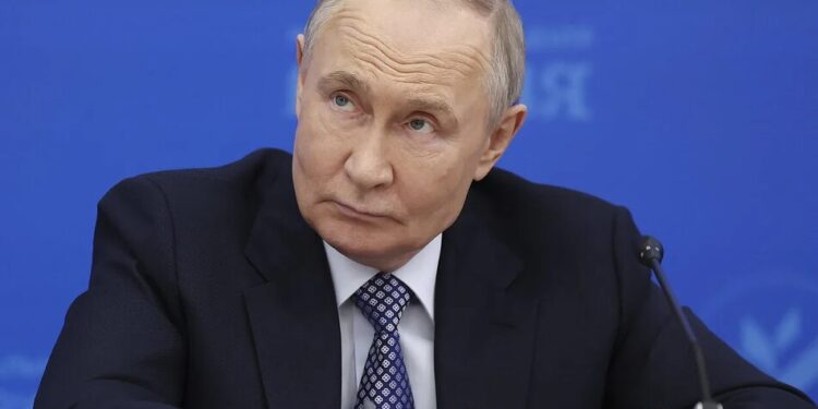 У кремлі побачили лист Зеленського та запросили до москви, путін ще не ознайомився