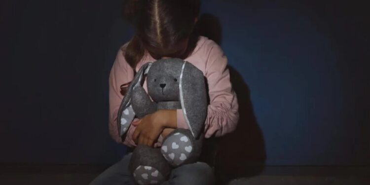 Вітчим отримав довічне ув'язнення за зґвалтування 11-річної падчерки – Генпрокурор