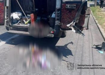 рф атакувала дроном маршрутку в Запоріжжі: двоє загиблих, шестеро поранених
