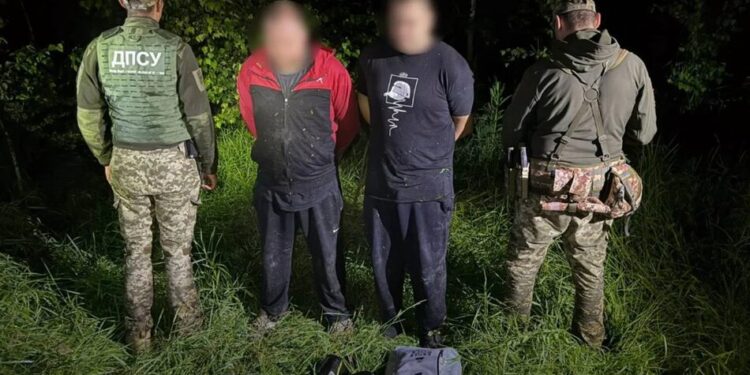 На Вінниччині двоє братів на акваскутерах намагалися незаконно перетнути кордон