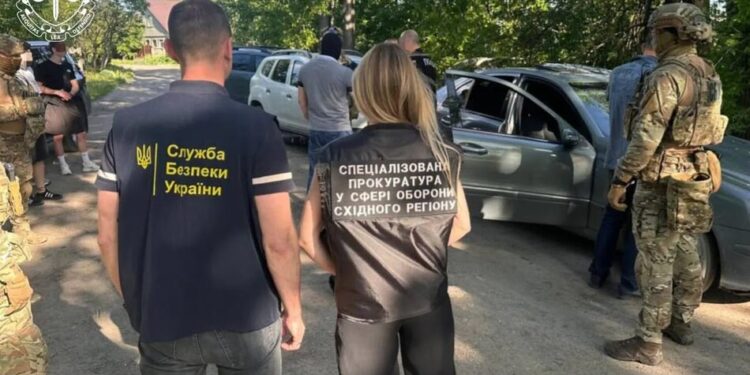 На Харківщині посадовців ТЦК підозрюють у вимаганні 250 тис. грн за службу в тилу