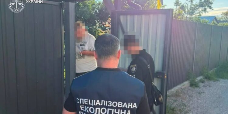 Посадовців міськради Дніпра підозрюють у схемі розтрати 15 млн грн на сміттєвому полігоні