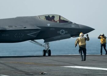 Іран погрожує зупинити переговори з США через удари в Ормузькій протоці