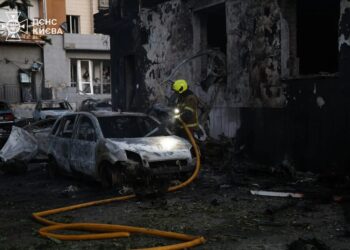 У Києві через нічну атаку рф загинула людина, ще восьмеро постраждали: ДСНС розповіла про наслідки у районах