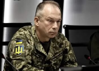 Нардепи вимагають від Зеленського звільнити Сирського з посади Головкома ЗСУ – текст звернення