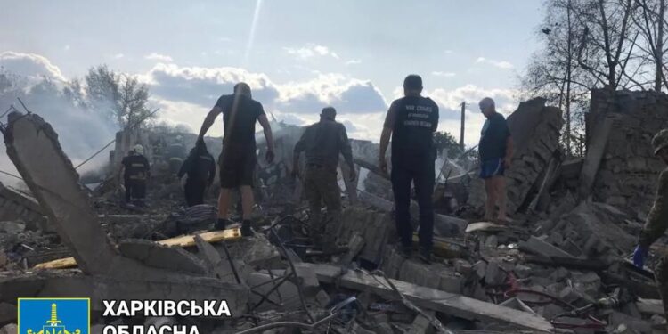 Удар рф по кафе в Грозі: встановили відповідальних за наказ російських військових, п'ятьом оголосили підозру