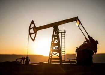 МЕА знизило прогноз видобутку нафти у рф після українських ударів