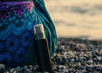 Як правильно використовувати SPF влітку та захистити шкіру від сонця