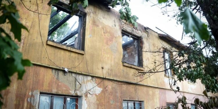 Атака рф дронами на Одещину забрала життя жінки, зачепило газопровід та склади