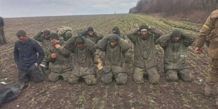 В українському полоні перебувають 20 російських військових, які після обміну знову здалися Силам оборони