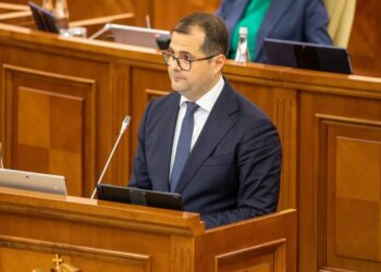 Парламент Молдови затвердив новий уряд на чолі з прем'єром Василе Тофаном