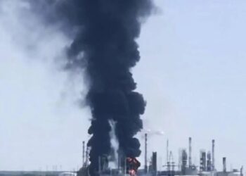 ССО підтвердили повторне ураження Тюменського НПЗ за понад 2000 км