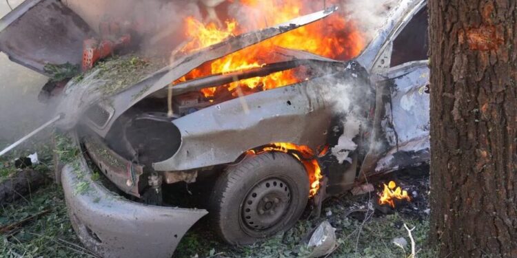 Ворог атакував центр Запоріжжя авіабомбами: одна людина загинула, четверо поранені, серед них дитина