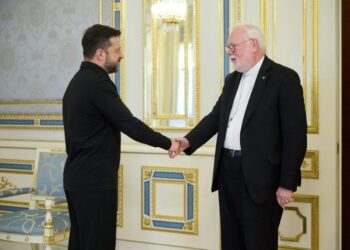 Зеленський подякував Ватикану за готовність прийняти зустріч лідерів для завершення війни рф проти України