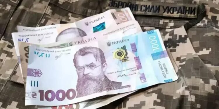 Кабмін затвердив щомісячні виплати 50 000 гривень звільненим з полону захисникам на лікування