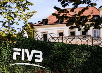 Міжнародна федерація волейболу допустила російських спортсменів до участі у світових змаганнях