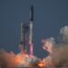 SpaceX успішно запустила Starship і вперше вивела на орбіту 20 новітніх супутників Starlink