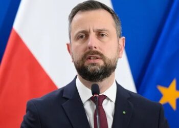 Україна не вступить до ЄС із Бандерою на прапорі – глава Міноборони Польщі